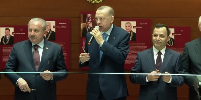 Erdoğan, Anayasa Tarihi Galerisinin açılışını yaptı
