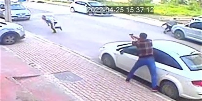Yediği tokat sonrası kurşun yağdırdı: 1 yaralı