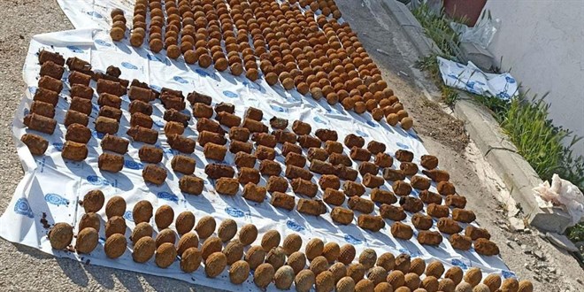 Toprağa gömülü bulunan yüzlerce bombanın sırrı çözüldü