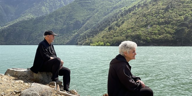Çoruh Nehri kıyısında 11 yıldır kayıp mühendis oğullarını anıyorlar