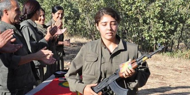 İBB: PKK kampında fotoğrafı çıkan çalışanın adli sicil kaydı temiz