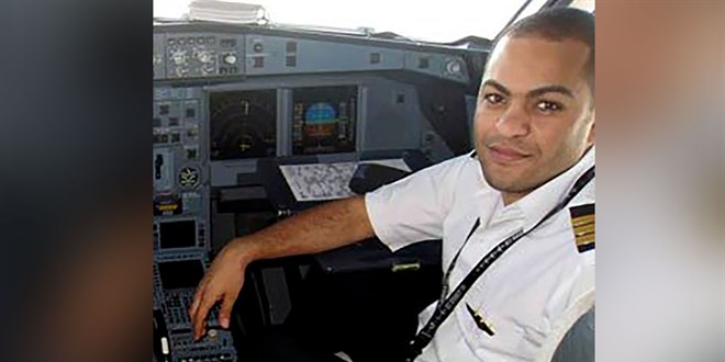 Pilotun kokpitte sigara yakmasının uçak kazasına neden olması Mısır'da tartışma yarattı