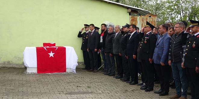 Şehit onbaşı için 63 yıl sonra temsili mezar