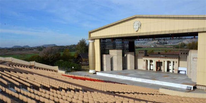 Aspendos Arena Gsteri Merkezi iin tahliye karar