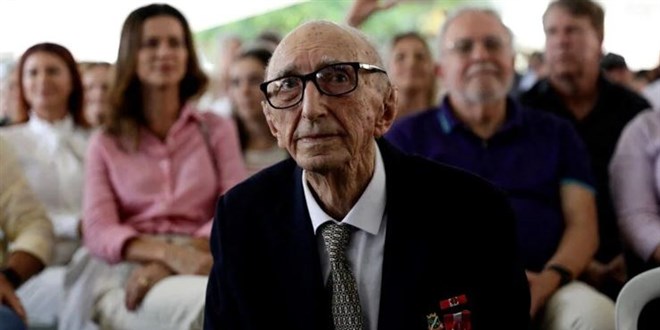 En uzun kariyer rekoru! 84 yıldır aynı şirkette çalışıyor