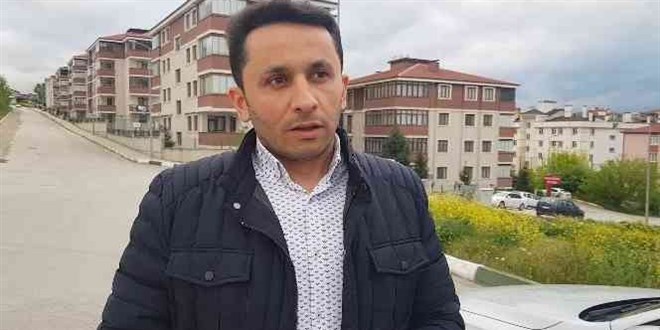 Arac�n� park eden kad�n s�r�c�ye sald�rmaya �al��t�