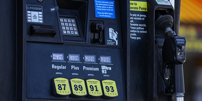 ABD'de benzin fiyatlar rekor tazeledi
