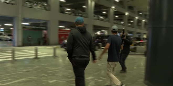 Bali açıklarında denize düştükten 66 saat sonra bulunan Türk kaptan İstanbul'a döndü