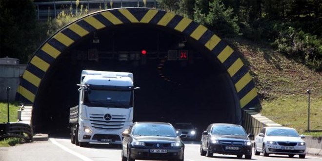 Bolu Dağı Tüneli ulaşıma kapatılacak