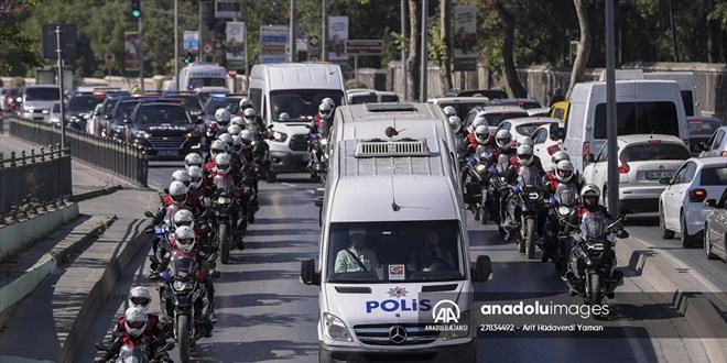 Şehit polis memuru için İstanbul Emniyet Müdürlüğünde tören düzenlendi