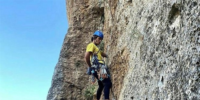 Bo�azi�ili gen� da�c�n�n s�r �l�m�! Spor salonuna girenler �oke oldu