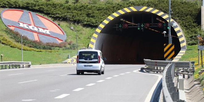 Bolu Dağı geçişi İstanbul yönü trafiğe kapatılacak