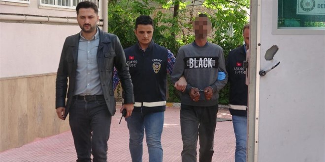 Birlikte kaçtıkları iddiasıyla eşini ve kardeşini vurmuştu...O anlar kamerada