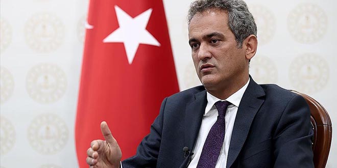 MEB, yardımcı kaynakları öğrencilere ders kitaplarıyla dağıtacak