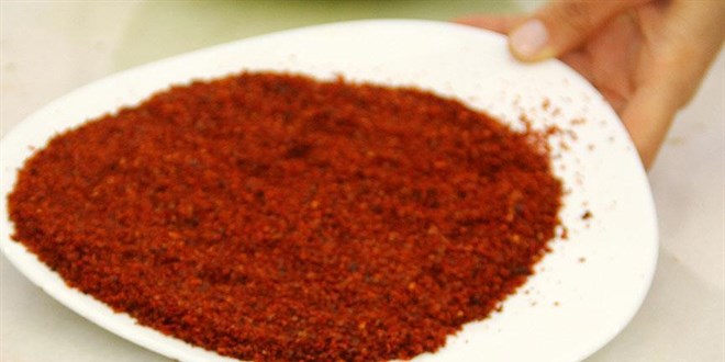 Yere dökülen isotu satışa sunan esnafa ceza