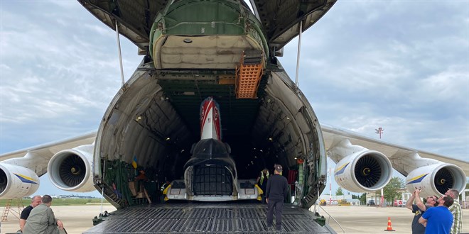 OGM, hava filosunu çift rotorlu 'Chinook'la güçlendiriyor