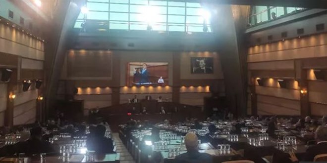 İBB meclisinde Karadeniz gezisi ve Şahmeran tartışması