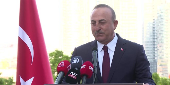 Bakan Çavuşoğlu, Türk-Amerikan toplumu üyeleriyle bir araya geldi