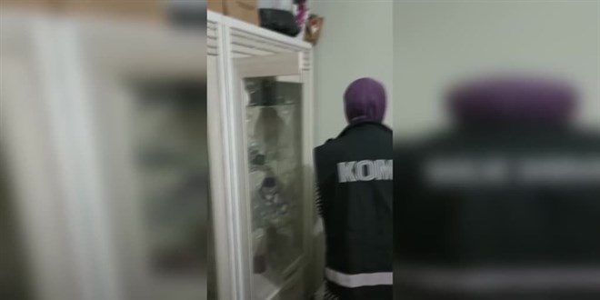 Şanlıurfa'da rüşvet ve belgede sahtecilik iddiasıyla 4 zanlı tutuklandı