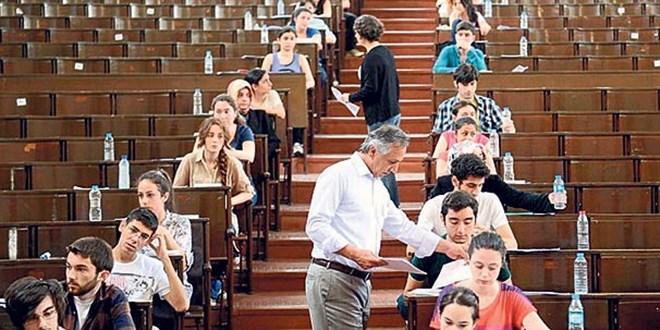Yaşadığı ilde üniversiteye yerleşen öğrenciler en çok İstanbul'da