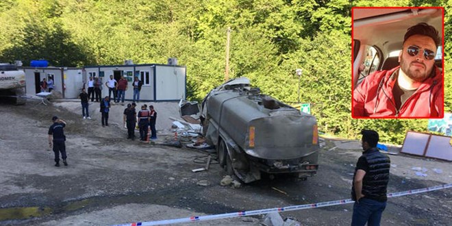 Su tankerinin güvenlik kulübesi üzerine devrilmesinde ölü sayısı 2 oldu