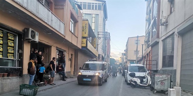 İhbara giden polis aracına 'mermi' isabet etti