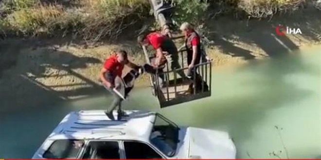 Otomobiliyle kanala düşen bekçi hayatını kaybetti