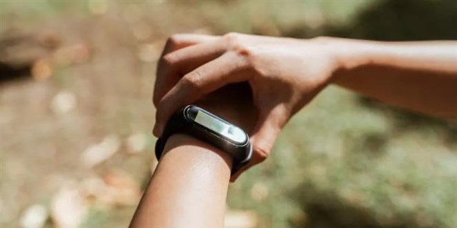 Fitness bileklik ve akıllı saatte altın çağ başladı