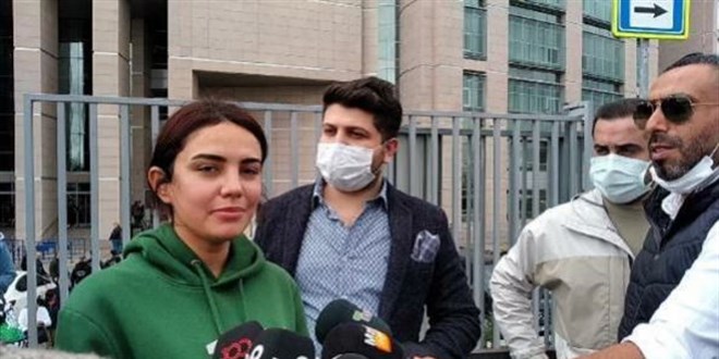 Şarkıcı Ece Ronay'ın davasında karar: Videolar kaldırılacak