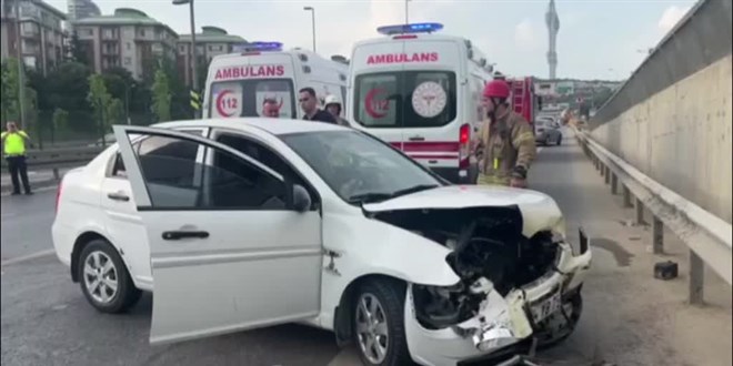 skdar'daki trafik kazasnda 5 kii yaraland