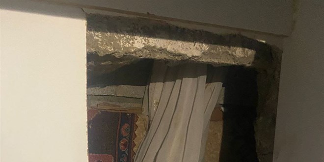 Van'da 7 yldr aranan pheli evindeki snakta yakaland
