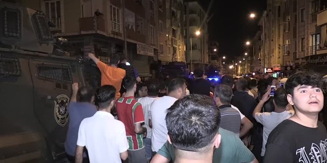 Esenyurt'ta bir çocuğa tacizde bulunduğu iddia edilen kişi yakalandı