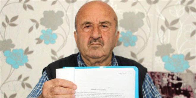 Okumadan imzaladığı belgeyle kaybettiği evini almak için 17 yıldır mücadele veriyor