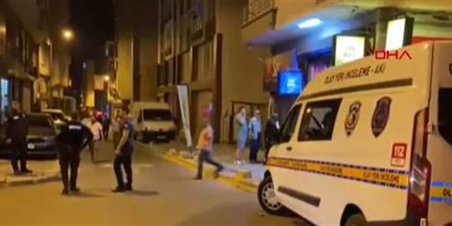 Bıçakladığı kişinin ölmesini beklerken başında sela okudu