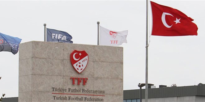 TFF, profesyonel liglerde ve Trkiye Kupas'nda 2021-2022 sezonunu tescil etti