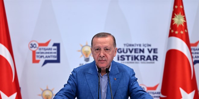 Erdoğan: Daha uzun yıllar milletimizin hizmetinde olmaya devam edeceğiz