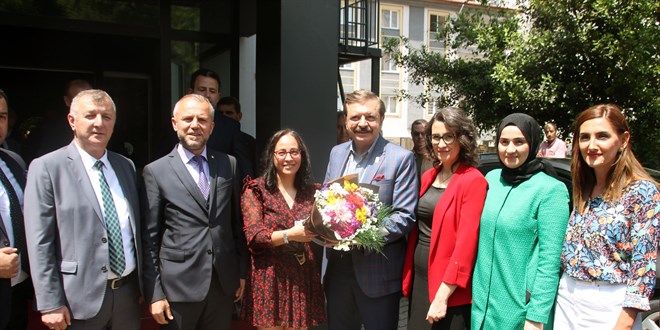 TOBB Bakan Rifat Hisarcklolu, Zonguldak'ta ziyaretlerde bulundu