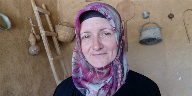 Görevden alınan muhtarın eşi muhtar seçildi