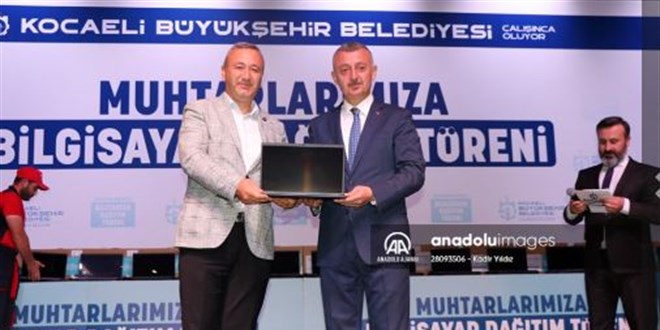 Kocaeli'de 472 muhtara dizst bilgisayar datld