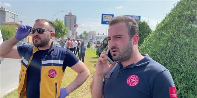 Çorum'da kırmızı ışıkta yol isteyen ambulans şoförü darbedildi