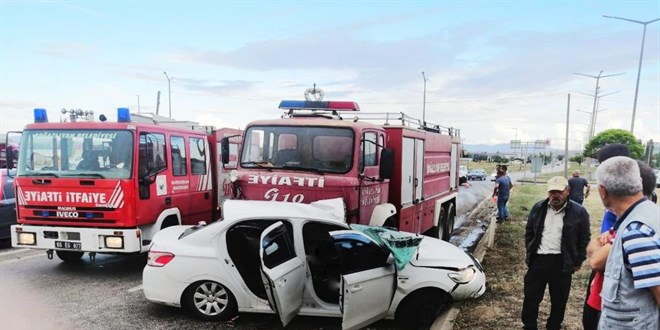 Yozgat'ta itfaiye aracı ile otomobil çarpıştı: 3 ölü