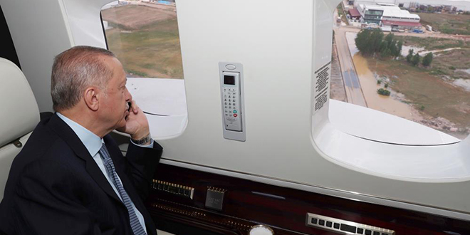 Erdoğan, selden etkilenen Akyurt'ta havadan incelemede bulundu