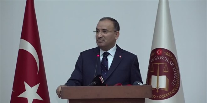 'Vicdanlarını ve akıllarını kiraya verenler, asla hakim savcı olamazlar'
