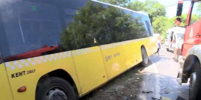 İETT otobüsünün karıştığı kazada 6 kişi yaralandı