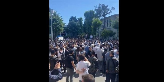 LGBT etkinliği ortalığı karıştırdı, protesto edildi Valilikten açıklama