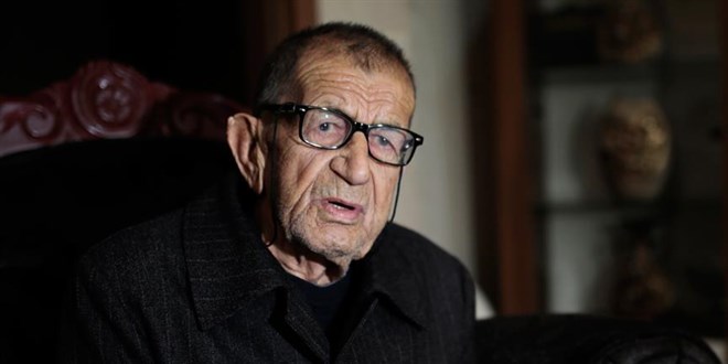 'Yallah şoför' şarkısının sahibi Türkmen sanatçı 89 yaşında vefat etti