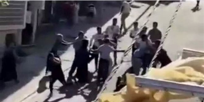 Ev sahibi ile kiracı arasında sopalı yumruklu kavga