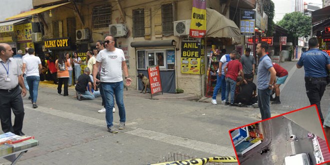 Kırtasiyeciler, sokak ortasında çatıştı: 1'i ağır 4 yaralı