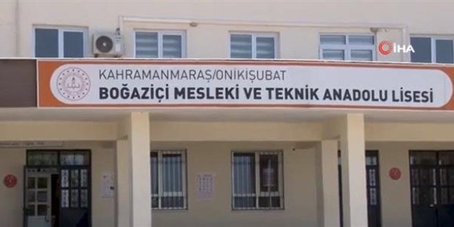 Türkiye'de ilk kez bir okul güneş paneli atölyesi kurdu
