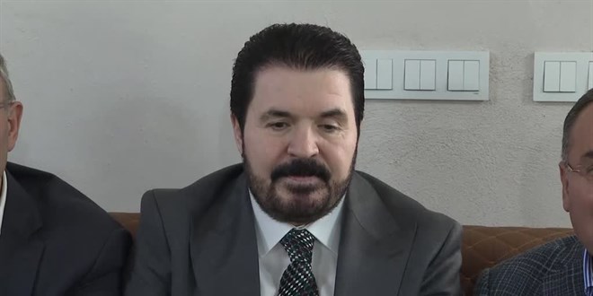 Bakan Bozdağ, amcası vefat eden Ağrı Belediye Başkanı Sayan'a başsağlığı diledi
